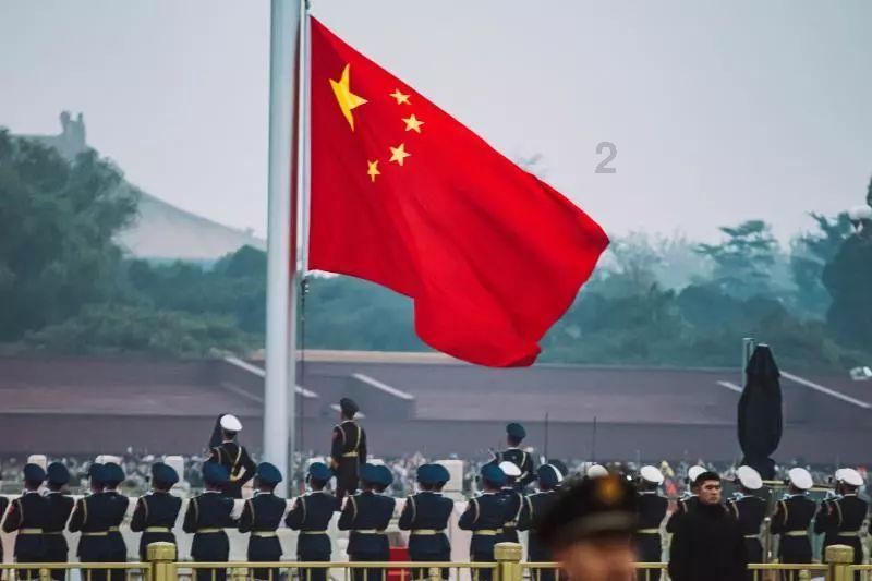 探寻天涯之问,尽在粉色阔腿裤搭奶咖色卫衣好看吗?交流平台